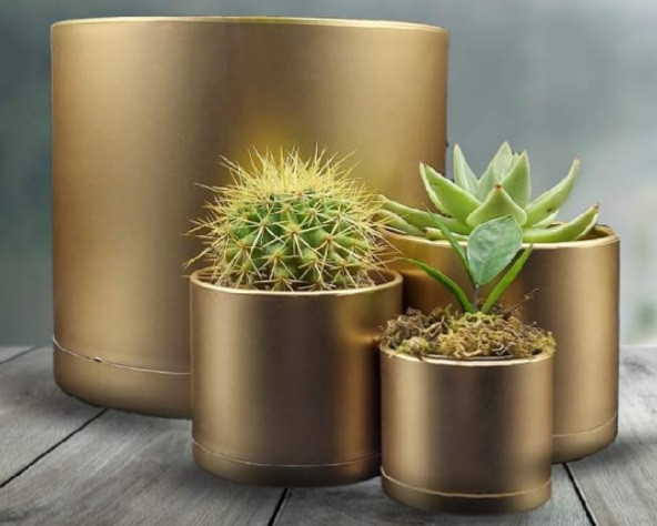 گلدان پلیمری استوانه ای طلایی