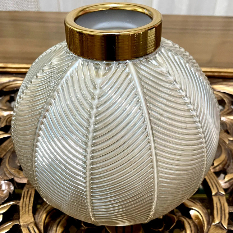 گلدان شیشه ای گرد مدل برگ کروی