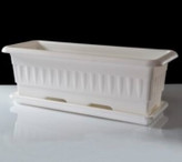 گلدان پلاستیکی مستطیلی سفید