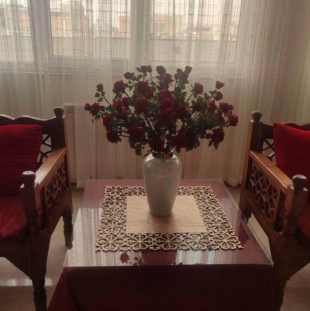 گلدان شیشه ای بهار