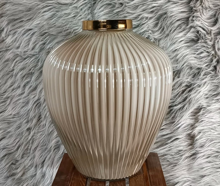 گلدان شیشه ای اسپیناس