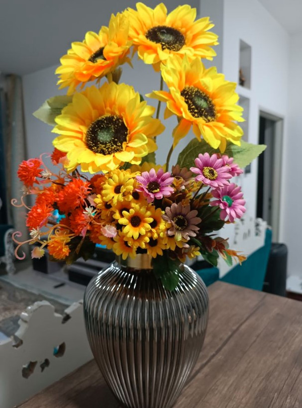 گلدان شیشه ای ژیوار