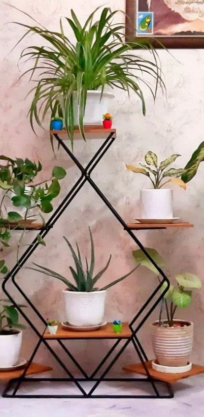 Sabalan design profile metal flower stand