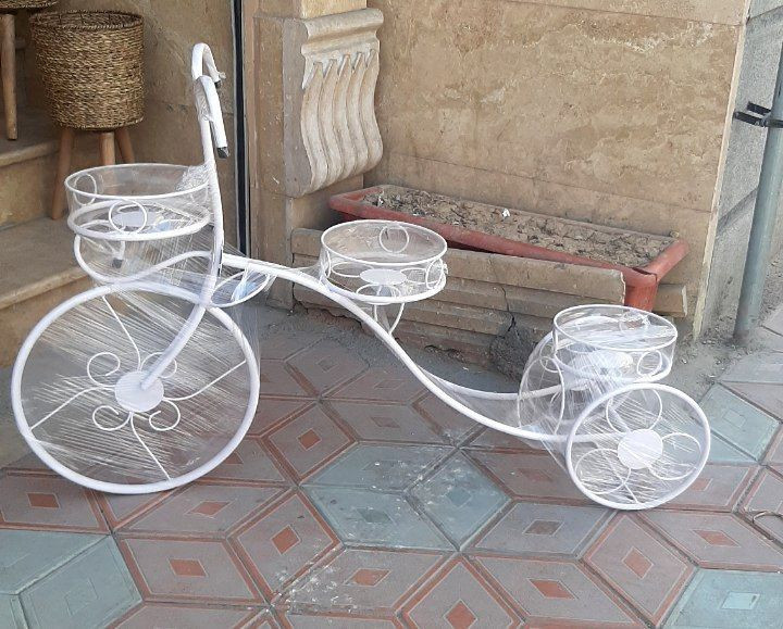 پایه گلدان فرفوژه مدل دوچرخه گلفروش کد 305
