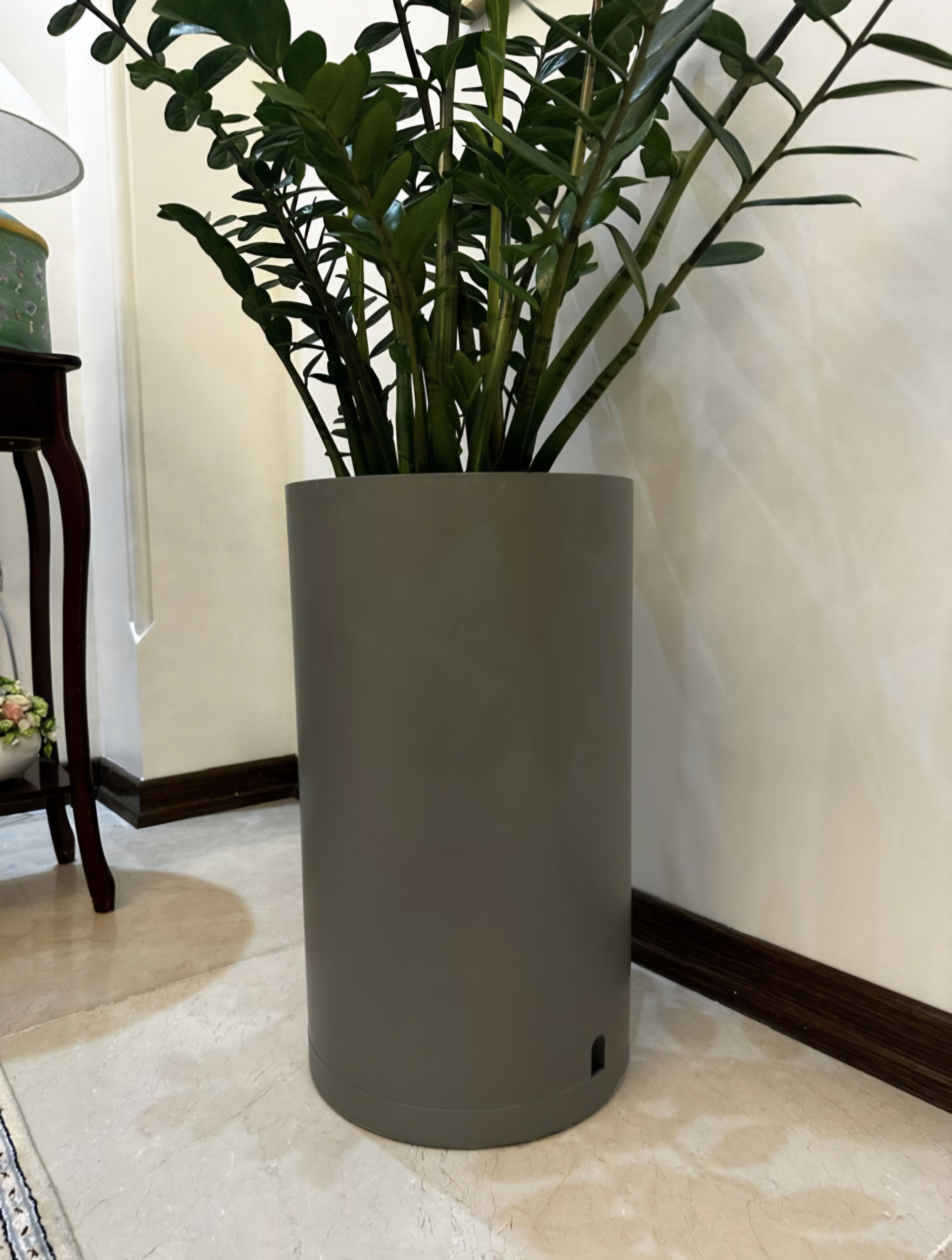 گلدان پلیمری استوانه ای بلند